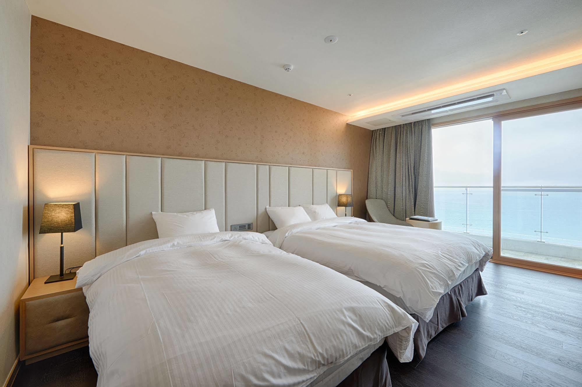 Sol Beach Samcheok Εξωτερικό φωτογραφία